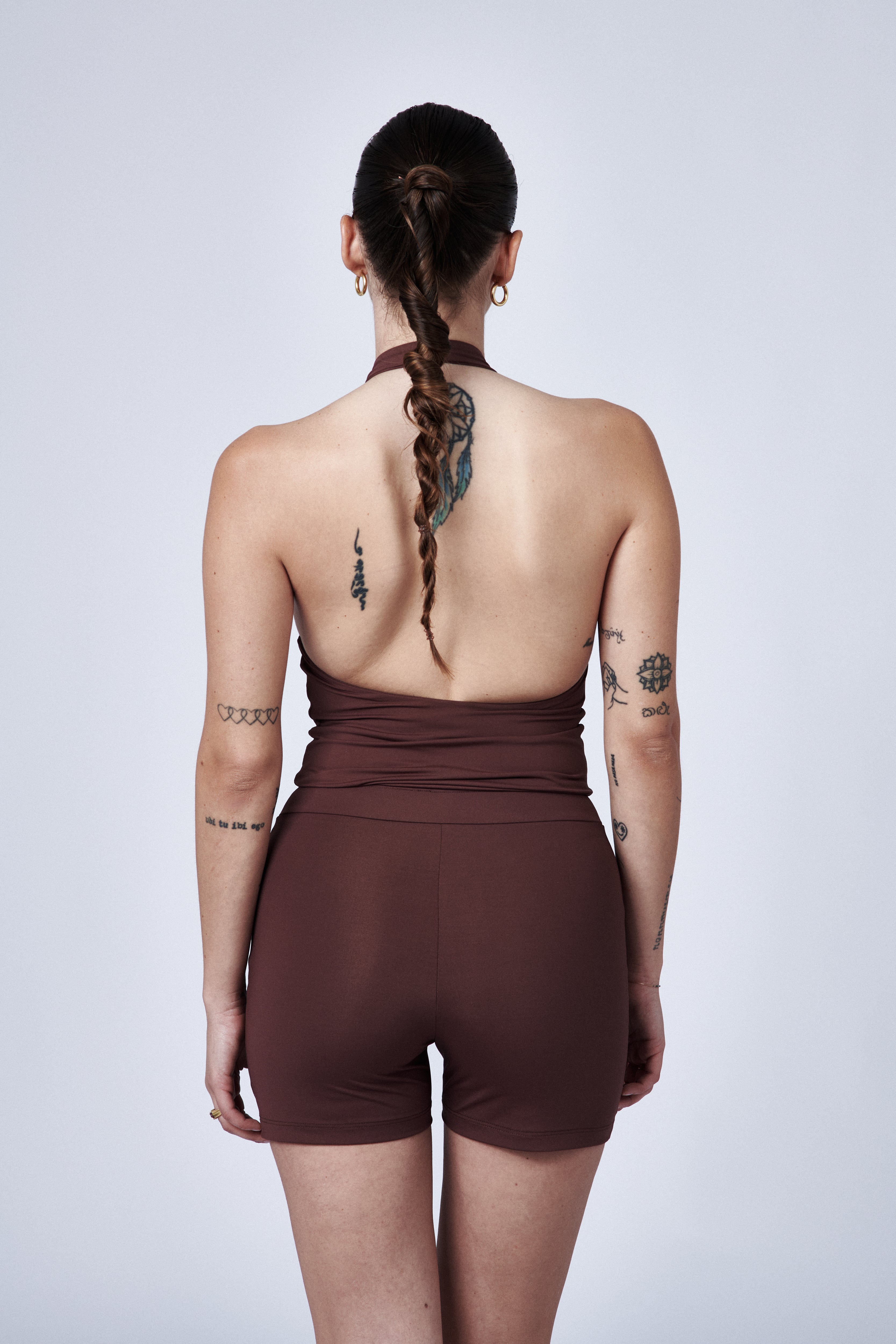 LEA – Halter Deep Top